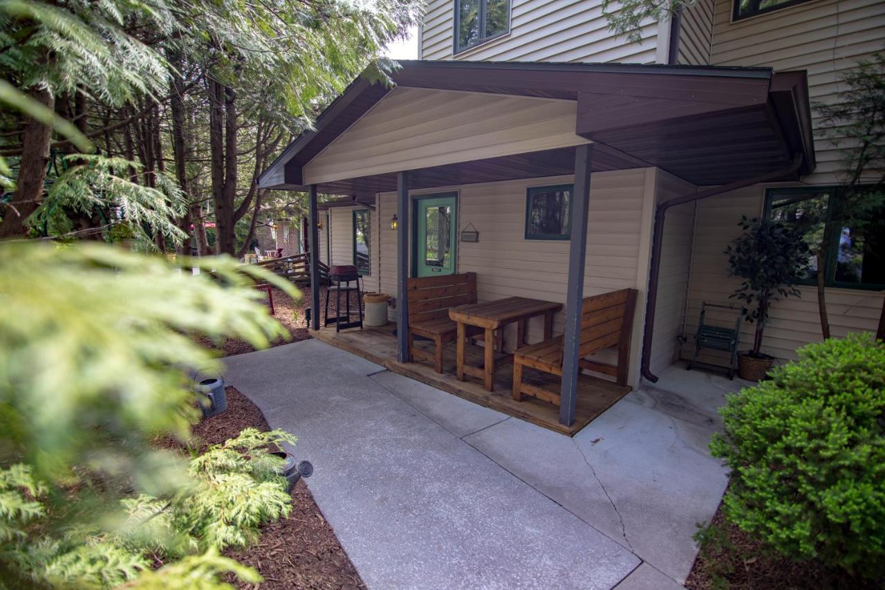 Coachlite Inn Sister Bay Exterior foto